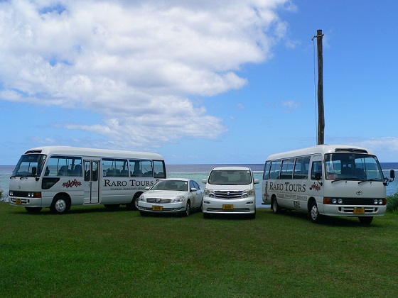 Island Discovery Tours - Opening Coconut